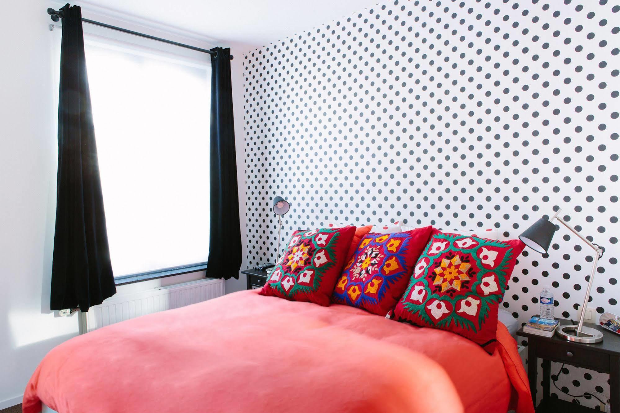 B&B Place Jourdan Etterbeek ภายนอก รูปภาพ