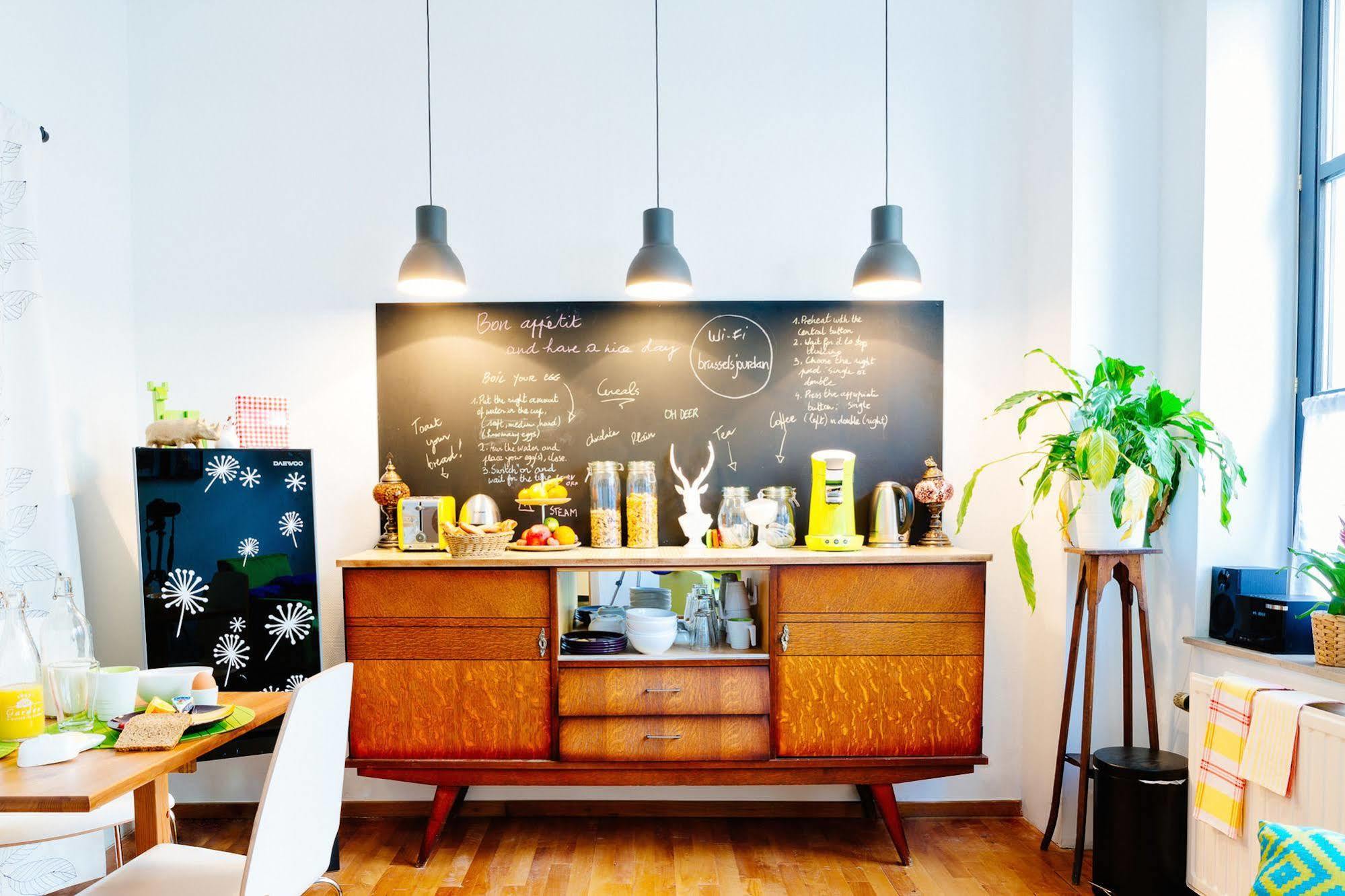 B&B Place Jourdan Etterbeek ภายนอก รูปภาพ